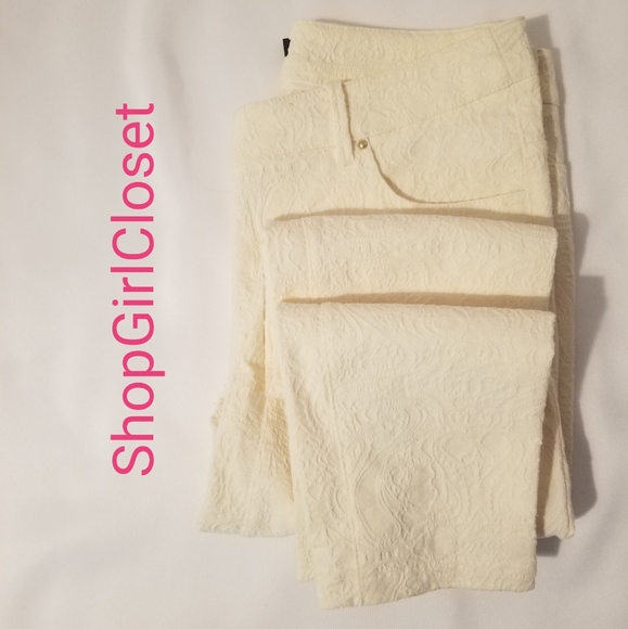 H&M Jeans....Textured Ivory...Size 10